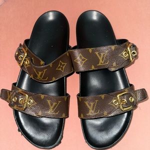 Louis Vuitton Bom Dia Flats
